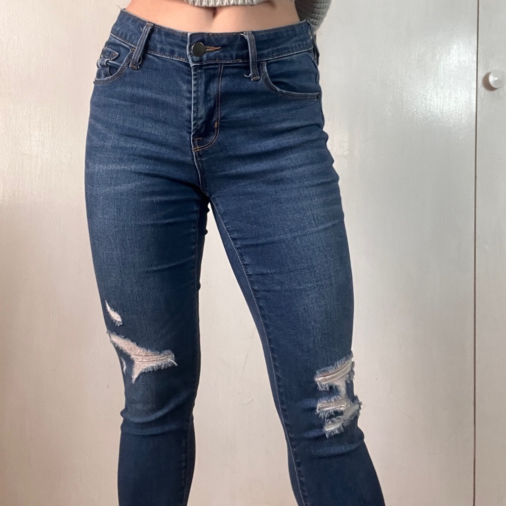 Old Navy Rockstar Distressed Skinny Jeans